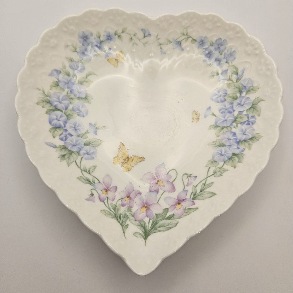 Mikasa porcelain serving dish